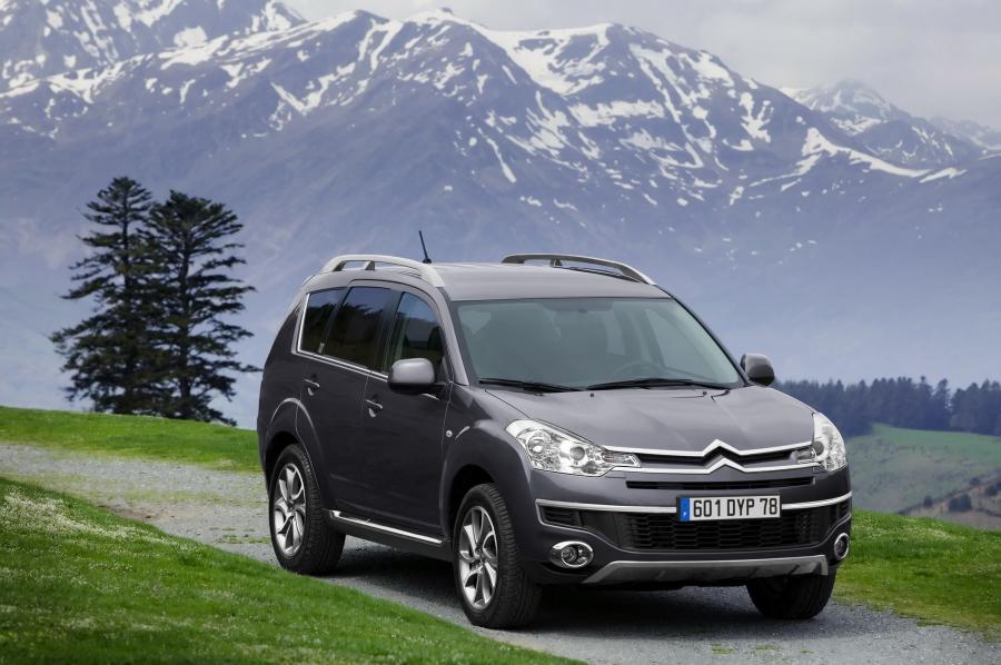  Citroen C-Crosser 2008 года  (фото 83 из 144)